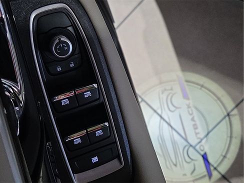 Used 2025 Subaru Outback Limited image 9