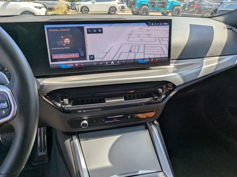 Used 2025 BMW 230i Coupe w/ M Sport Package RWD image 14