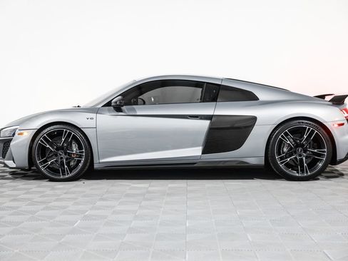Used 2022 Audi R8 V10 performance image 11