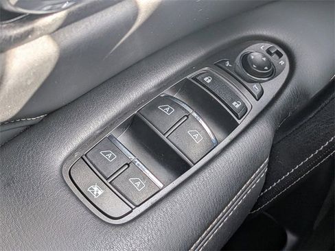 Used 2022 INFINITI QX80 Luxe w/ Cargo Package image 25