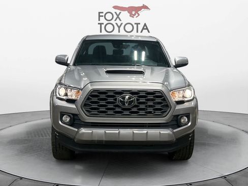 Used 2021 Toyota Tacoma TRD Sport AWD/4WD image 9