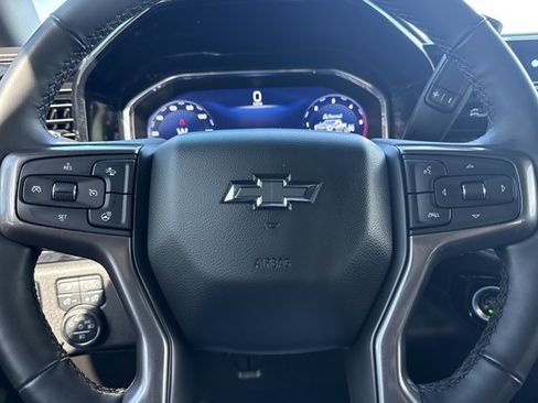 Used 2024 Chevrolet Silverado 2500 ZR2 w/ Technology Package AWD/4WD image 24