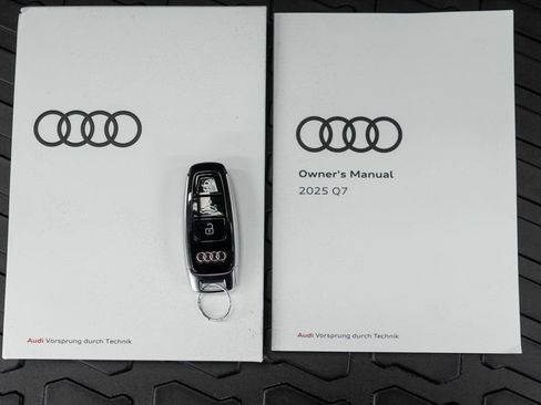 Used 2025 Audi Q7 2.0T Premium Plus w/ Premium Plus Package AWD/4WD image 59