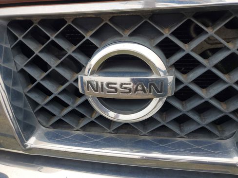 Used 2006 Nissan Titan SE image 9
