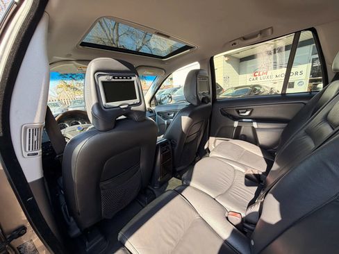 Used 2011 Volvo XC90 3.2 image 13