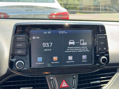Used 2018 Hyundai Elantra GT w/ Style Package 02 FWD image 25