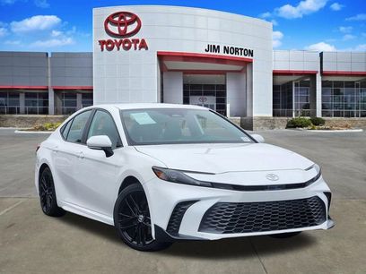 Used 2025 Toyota Camry SE