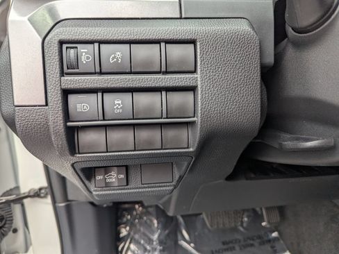 Used 2025 Toyota Tacoma SR5 RWD image 12