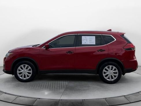 Used 2017 Nissan Rogue S FWD image 6