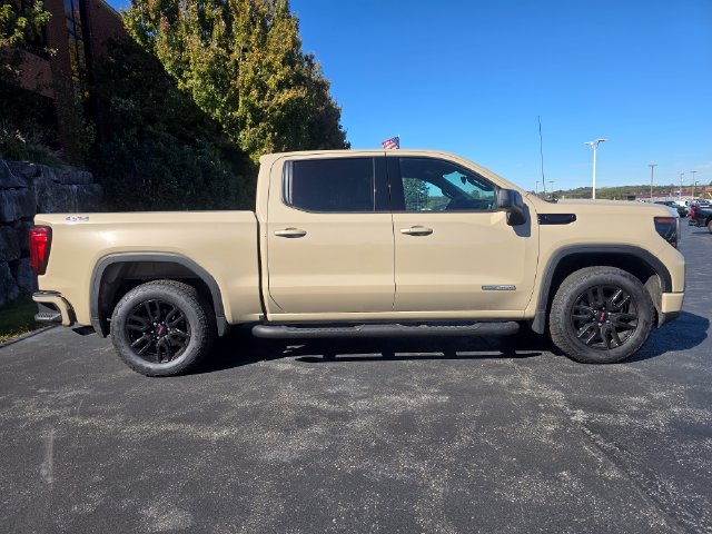 Used 2023 GMC Sierra 1500 Elevation AWD/4WD image 2