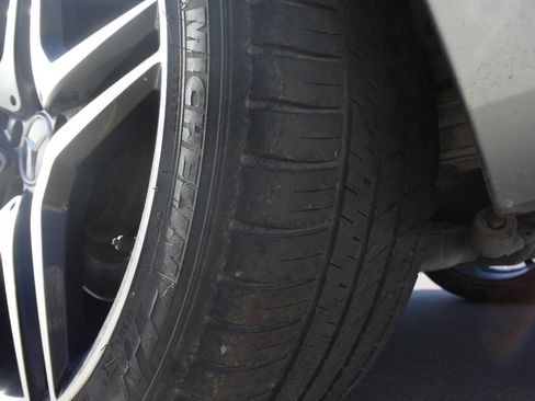 Used 2013 Mercedes-Benz S 550 4MATIC image 35