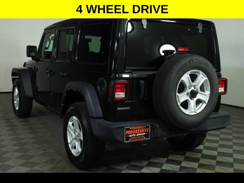 Used 2022 Jeep Wrangler Unlimited Sport w/ Sun And Sound Package AWD/4WD image 5