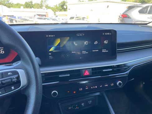 Used 2025 Kia K5 LXS image 17