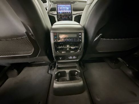 Used 2021 Jeep Grand Cherokee L Limited RWD image 26