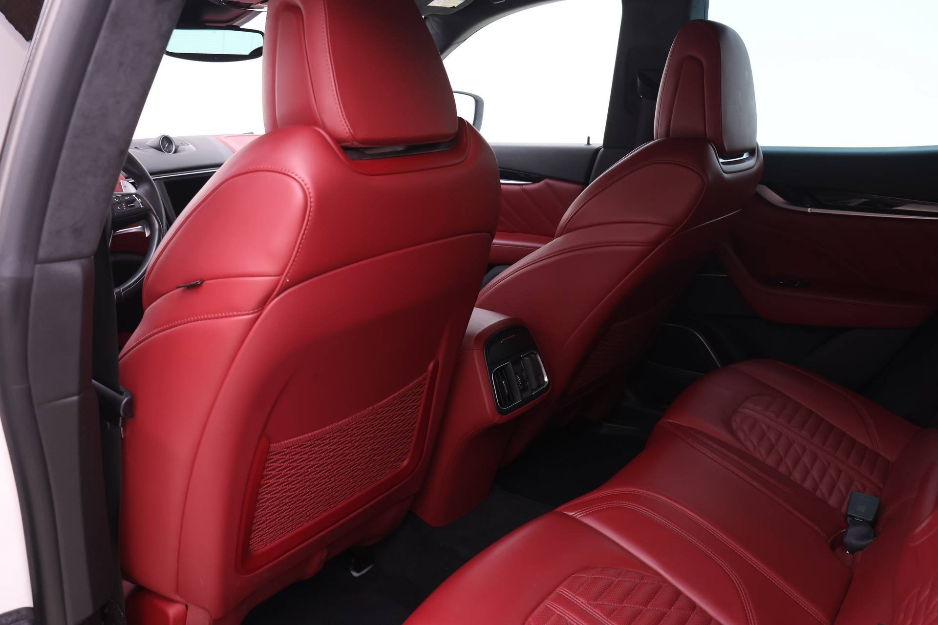 Used 2021 Maserati Levante GTS AWD/4WD image 15