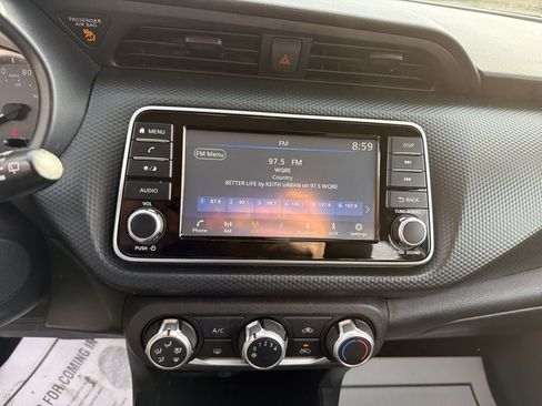 Used 2021 Nissan Kicks S FWD image 27