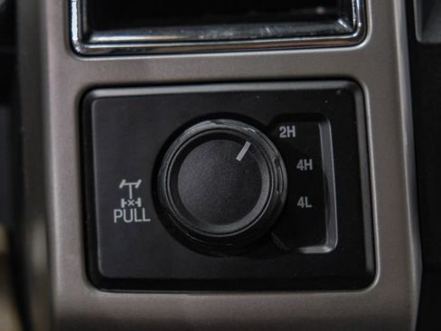 Used 2019 Ford F250 Lariat w/ Lariat Value Package AWD/4WD image 27