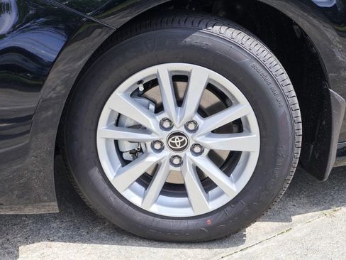 New 2026 Toyota Camry LE w/ Convenience Package FWD image 18