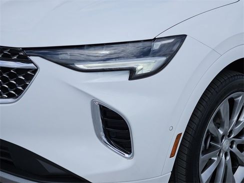 Used 2021 Buick Envision Avenir w/ Technology Package II image 8