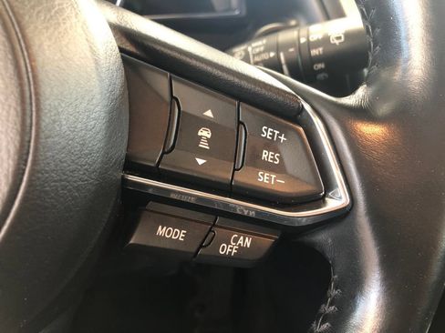 Used 2018 MAZDA MAZDA3 Grand Touring w/ Premium Equipment Package FWD image 22