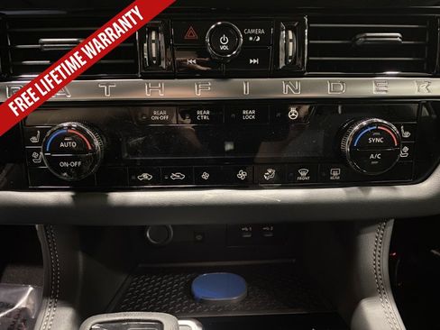 New 2026 Nissan Pathfinder Platinum w/ Cargo Package AWD/4WD image 36