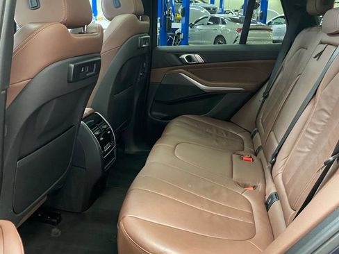 Used 2019 BMW X5 xDrive40i w/ Premium Package 2 AWD/4WD image 16