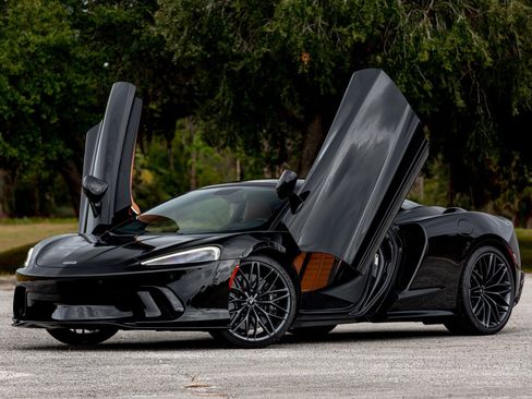 Used 2025 McLaren GTS image 18