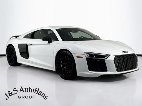 Used 2017 Audi R8 V10 plus AWD/4WD image 1