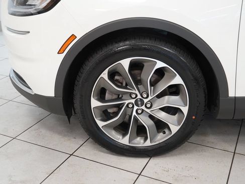 Used 2022 Lincoln Nautilus Reserve AWD/4WD image 20