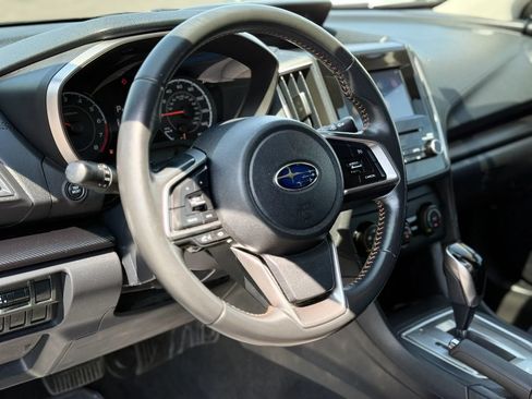 Used 2019 Subaru Crosstrek 2.0i Premium AWD/4WD image 17