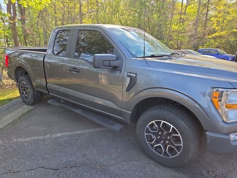 Used 2022 Ford F150 XL w/ Equipment Group 101A High AWD/4WD image 11