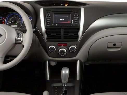 Used 2010 Subaru Forester 2.5X Premium w/ Popular Equipment Group 1A AWD/4WD image 9