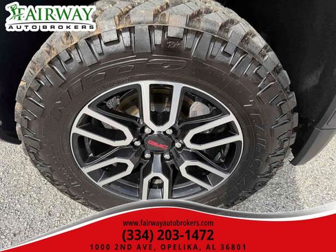 Used 2026 GMC Sierra 1500 AT4 w/ AT4 Premium Package AWD/4WD image 36