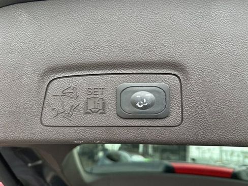 Used 2017 Lincoln MKC Select w/ Select Plus Package image 18