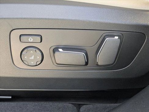 New 2026 BMW X3 xDrive30 w/ Convenience Package image 4