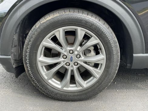 Used 2023 Ford Explorer Limited w/ Equipment Group 301A RWD image 58