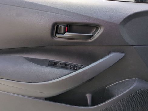 Used 2024 Toyota Corolla LE FWD image 11