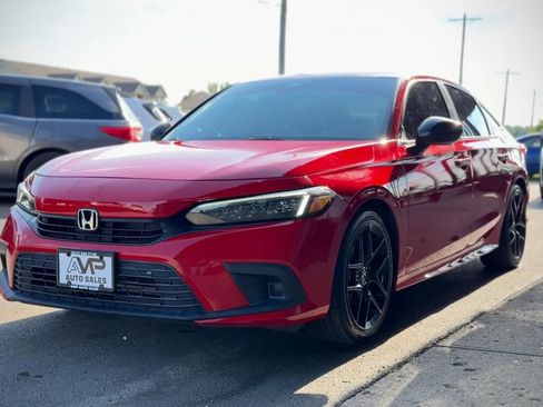 Used 2022 Honda Civic Sport image 4