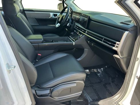 Used 2026 Hyundai Santa Fe SEL AWD/4WD image 15