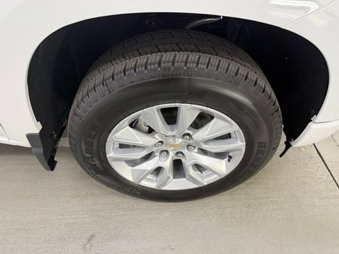 New 2026 Chevrolet Silverado 1500 Custom image 4