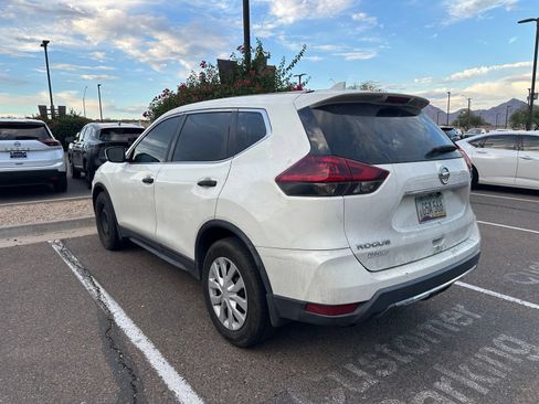 Used 2020 Nissan Rogue S FWD image 5