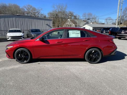 New 2026 Hyundai Elantra SEL Sport Premium image 2