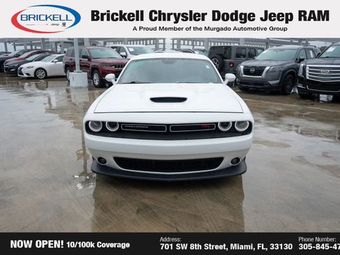 Used 2019 Dodge Challenger R/T image 2
