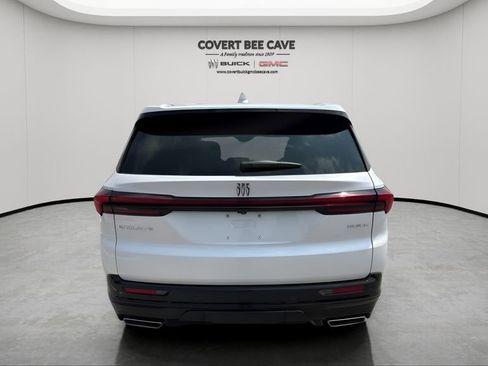 New 2025 Buick Enclave Sport Touring w/ Super Cruise Package image 7