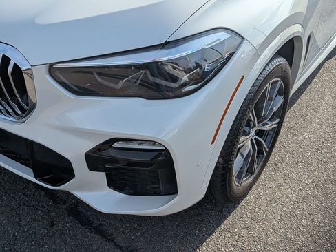 Used 2021 BMW X5 xDrive40i w/ M Sport Package image 9