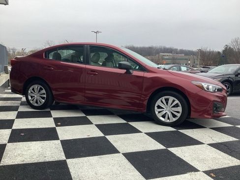 Used 2018 Subaru Impreza 2.0i image 3