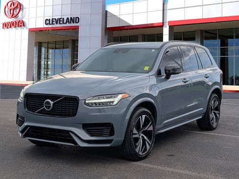Used 2021 Volvo XC90 T8 R-Design AWD/4WD image 4