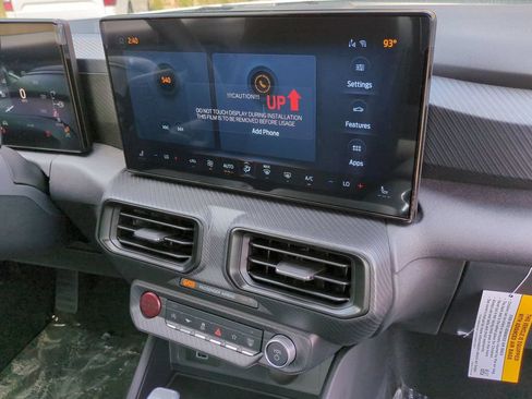 Used 2025 Ford Mustang Coupe RWD image 22