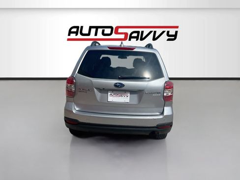 Used 2016 Subaru Forester 2.5i Premium w/ All-Weather Package AWD/4WD image 6