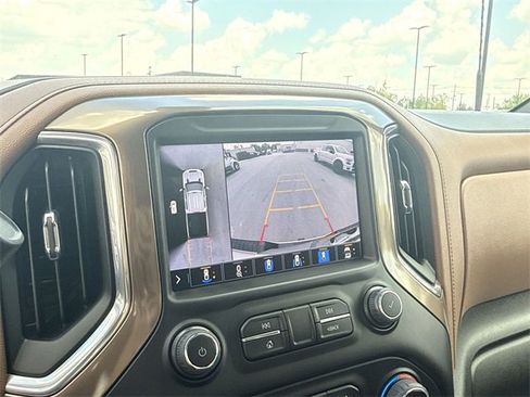 Used 2022 Chevrolet Silverado 3500 High Country w/ Z71 Off-Road Package image 17